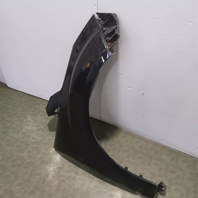 Parafango anteriore destro