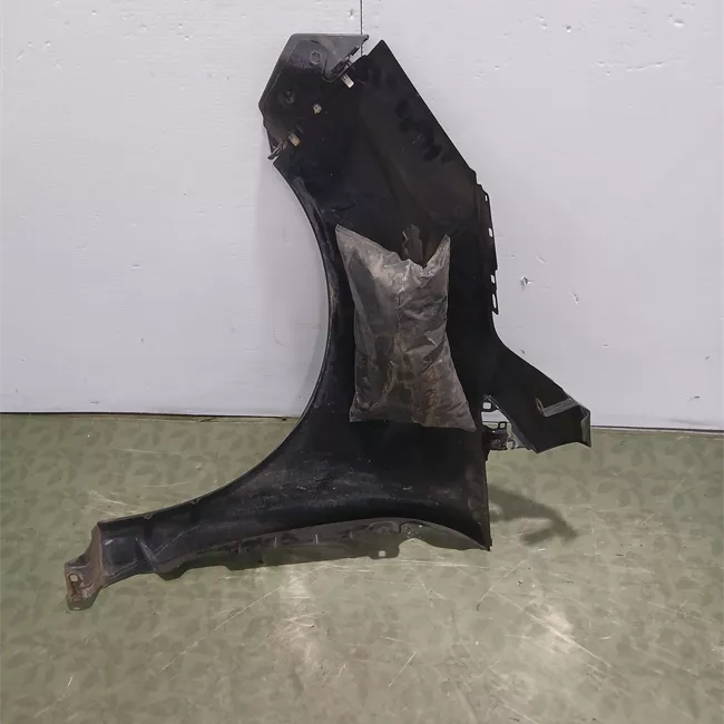 Parafango anteriore destro