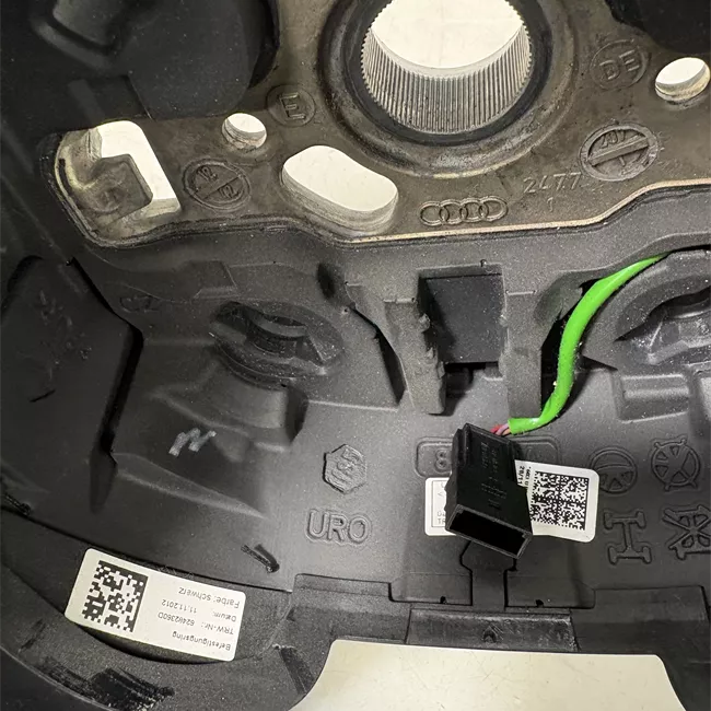 Volante 4 raggi pelle multifunzione nero