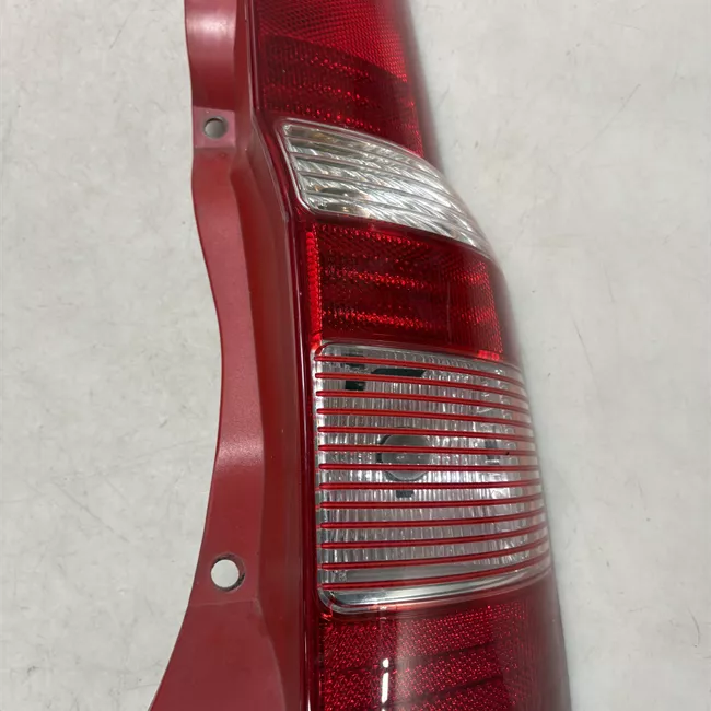 Fanale posteriore destro 11/04<