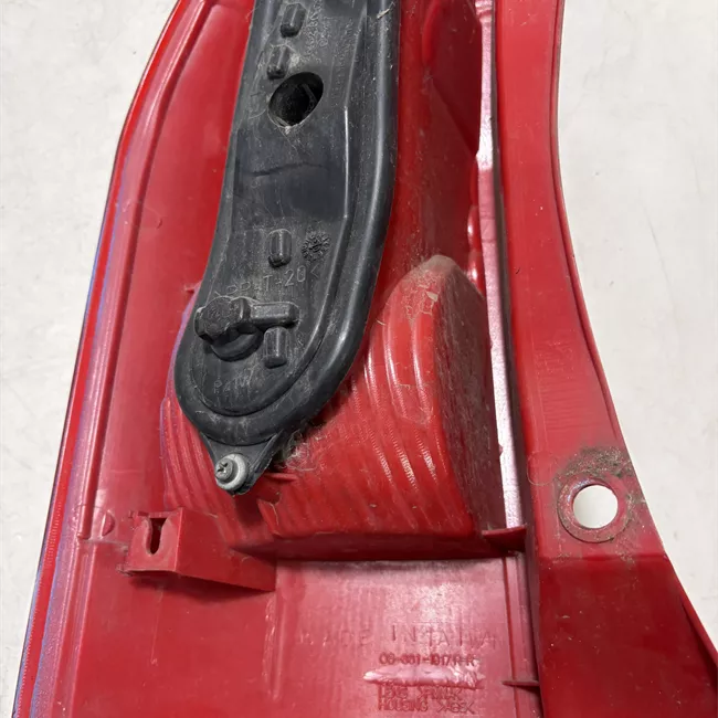 Fanale posteriore destro 11/04<