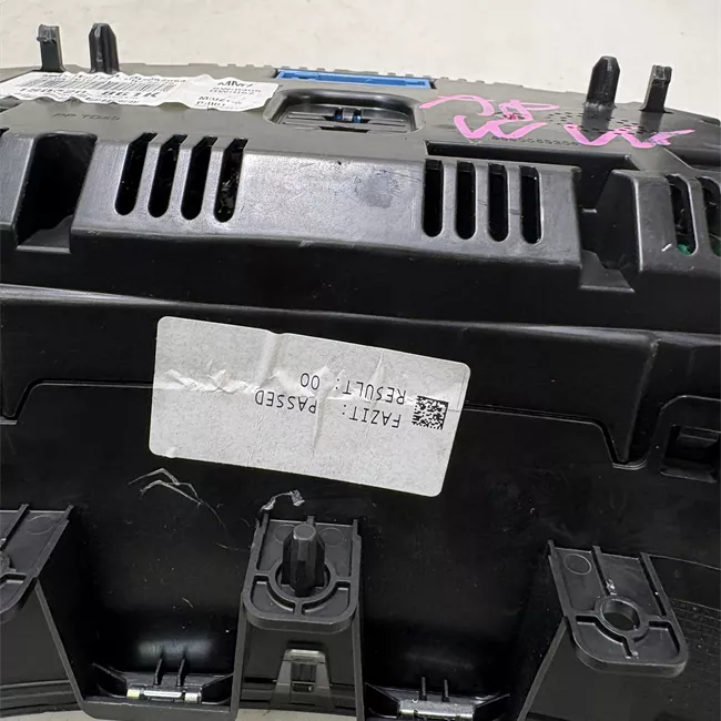 Quadro strumenti completo 200km/High black