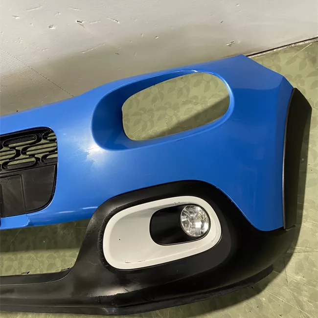 Paraurti anteriore parte superiore primer