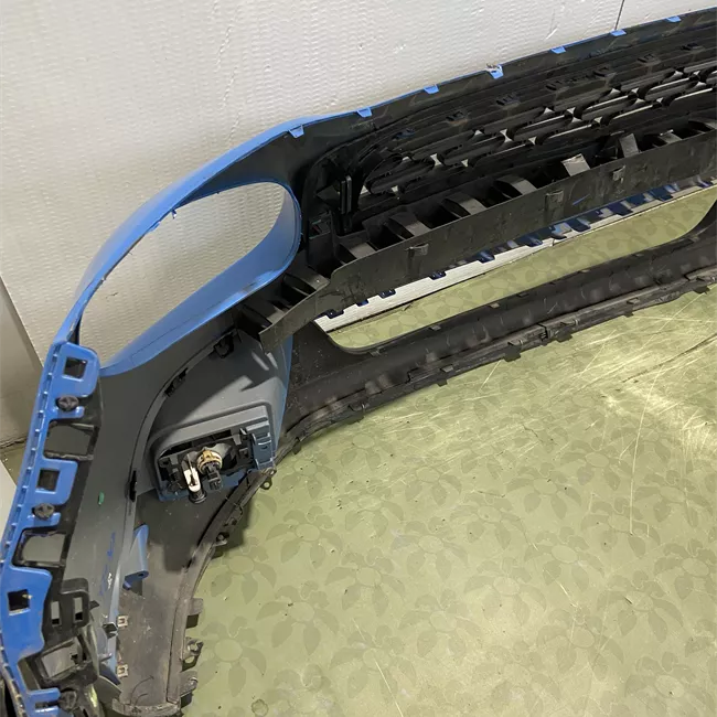 Paraurti anteriore parte superiore primer