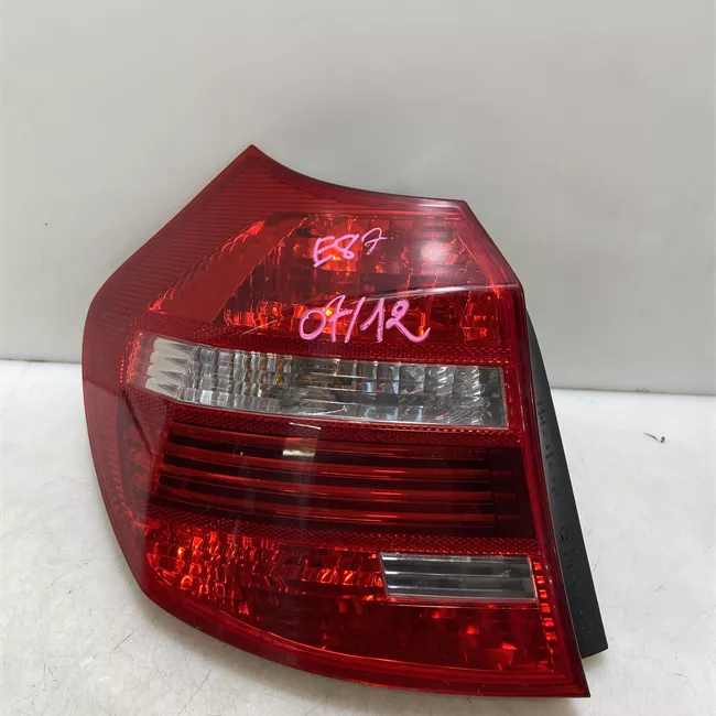 Fanale posteriore sinistro