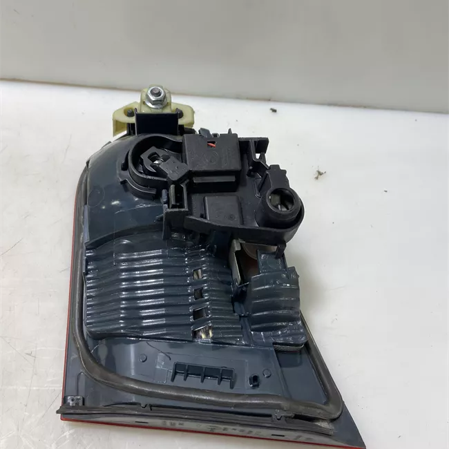 Fanale posteriore parte interno sinistro