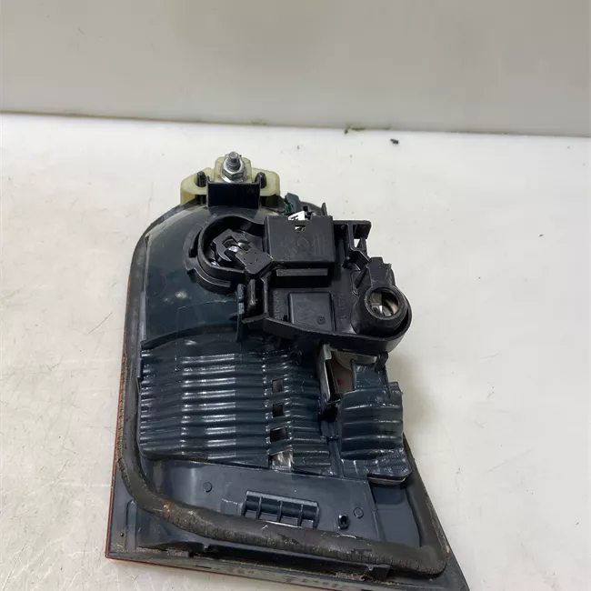 Fanale posteriore parte interno sinistro