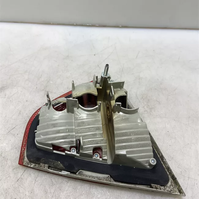 Fanale posteriore parte interno sinistro