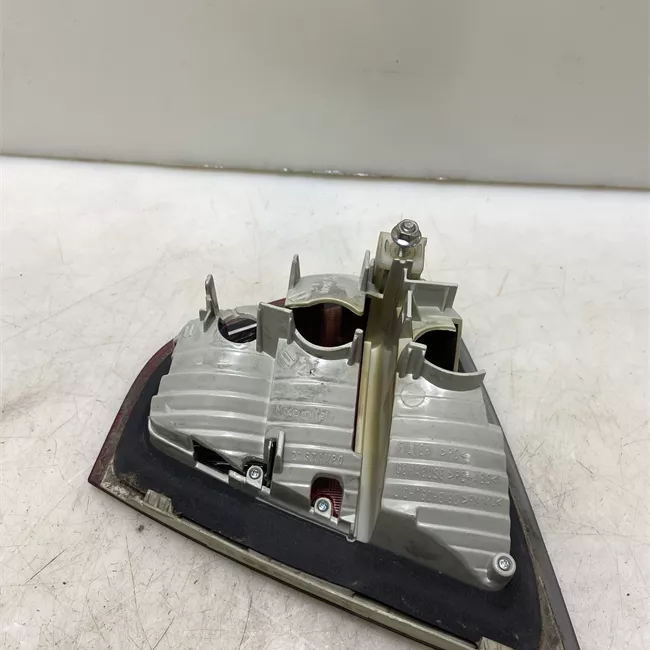 Fanale posteriore parte interno sinistro