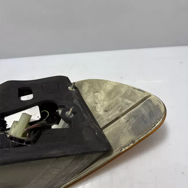 Fanale posteriore parte esterno sinistro