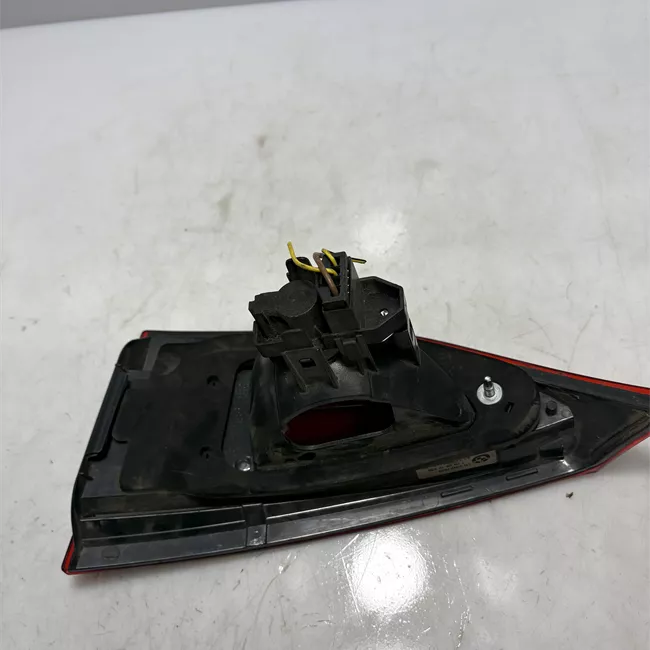 Fanale posteriore parte interno sinistro