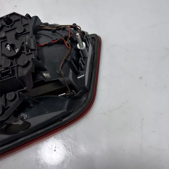 Fanale posteriore parte interno sinistro