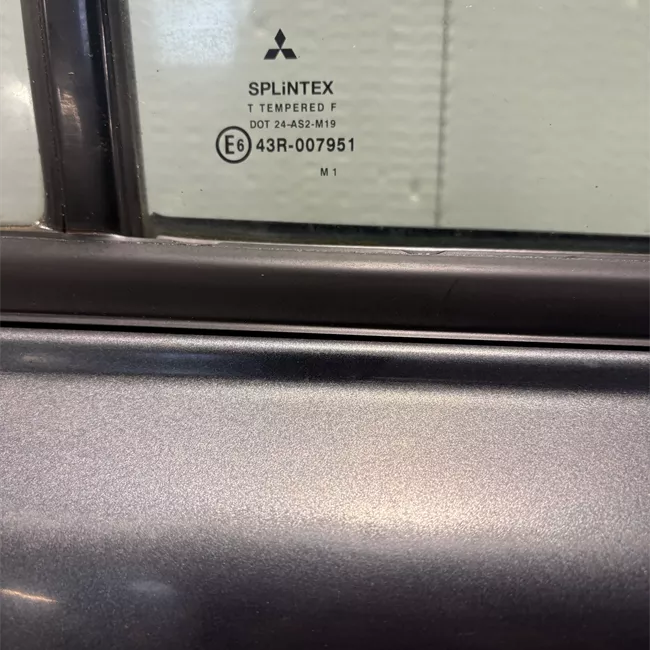 Porta posteriore destra