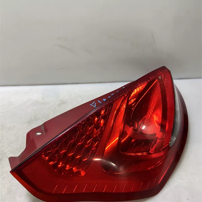 Fanale posteriore sinistro