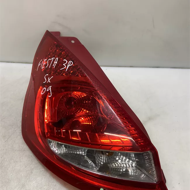 Fanale posteriore sinistro