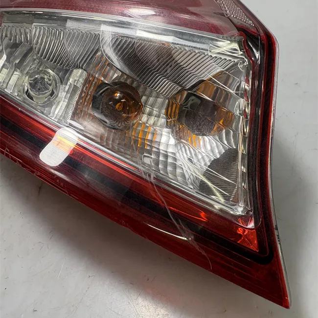 Fanale posteriore sinistro Livello 6