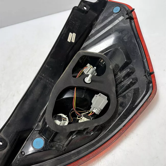 Fanale posteriore sinistro Livello 6