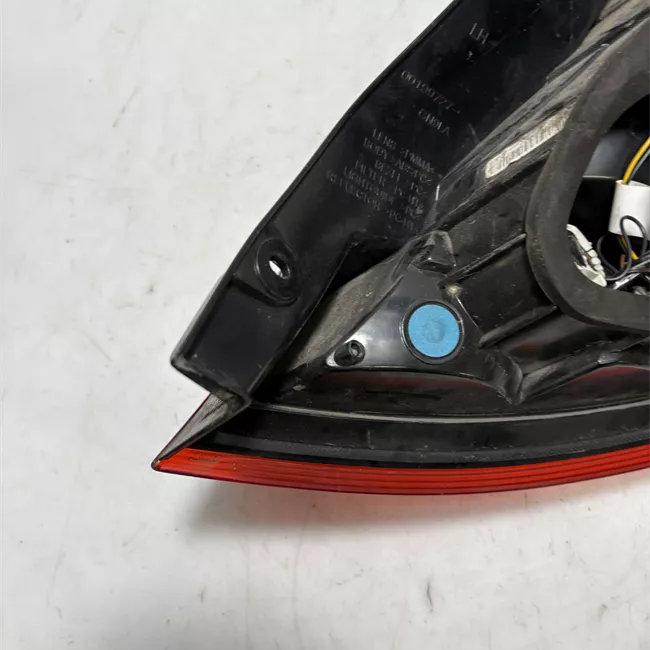 Fanale posteriore sinistro Livello 6