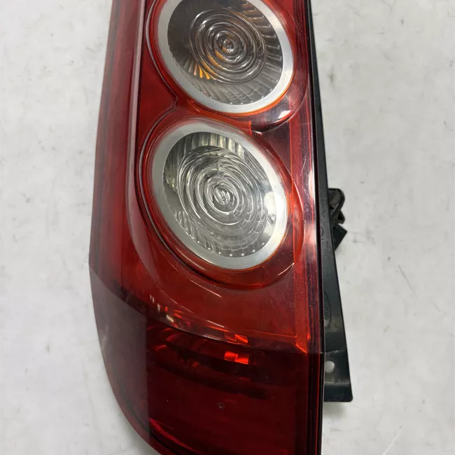 Fanale posteriore sinistro