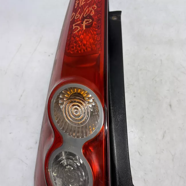 Fanale posteriore sinistro