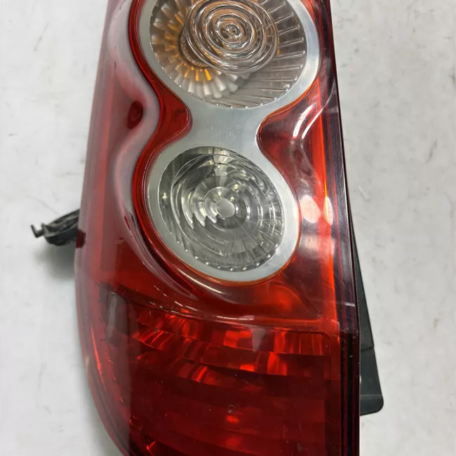 Fanale posteriore sinistro