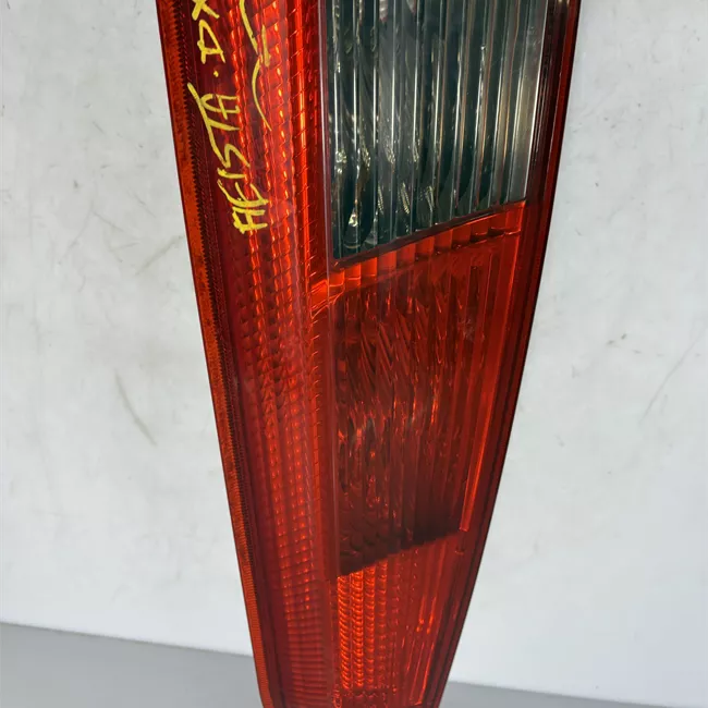 Fanale posteriore destro