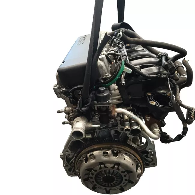 Testata motore con valvole