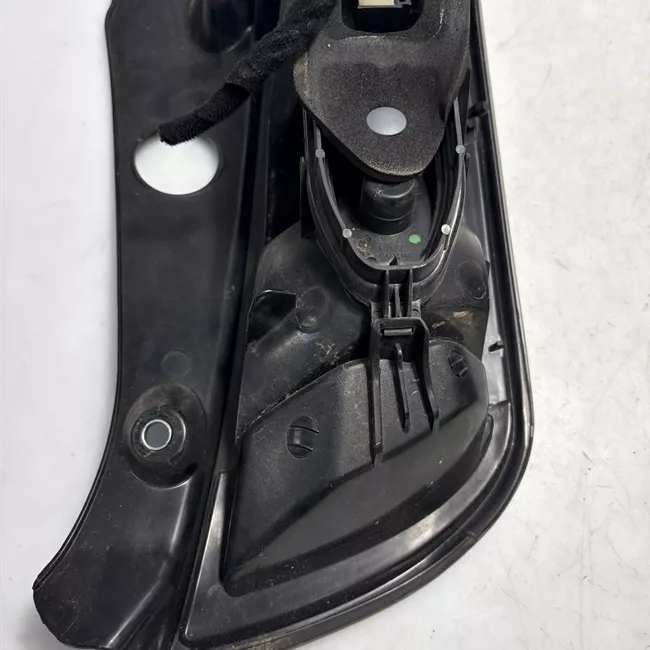 Fanale posteriore sinistro