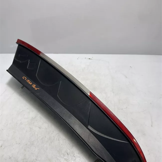 Fanale posteriore sinistro