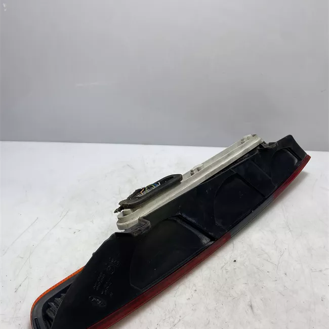 Fanale posteriore sinistro