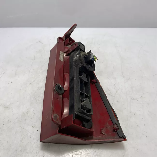 Fanale posteriore sinistro