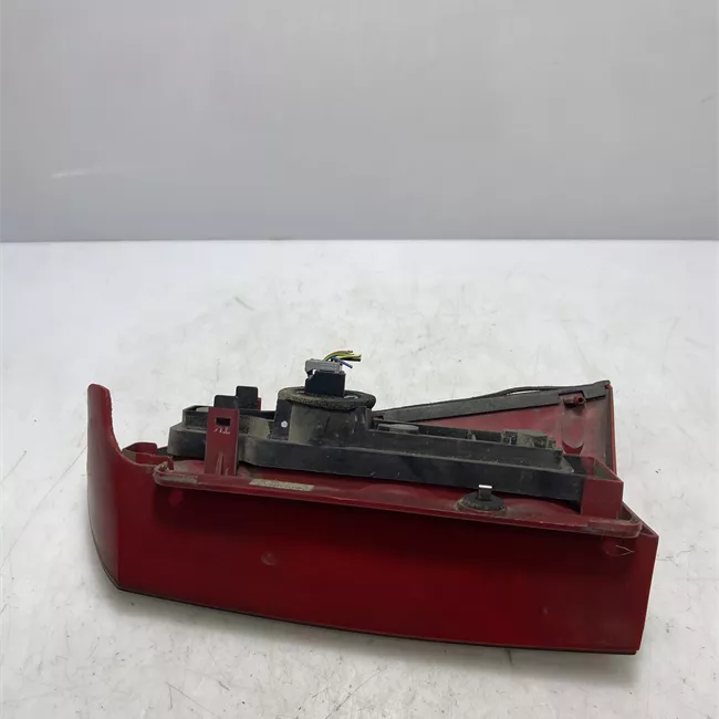 Fanale posteriore sinistro