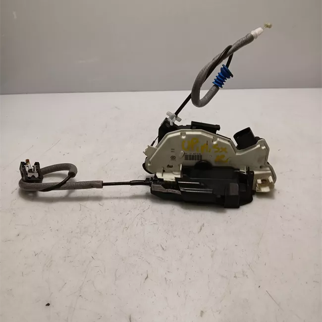 Serratura porta anteriore sinistra