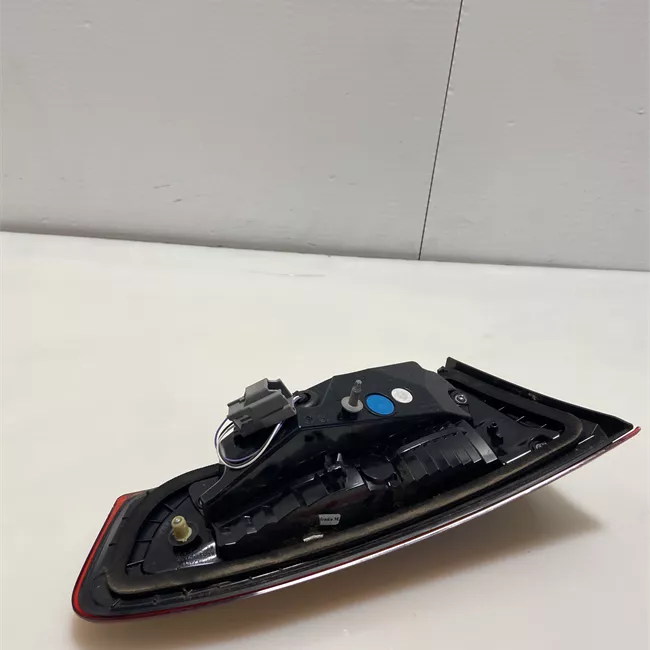 Fanale posteriore parte interno destro Led