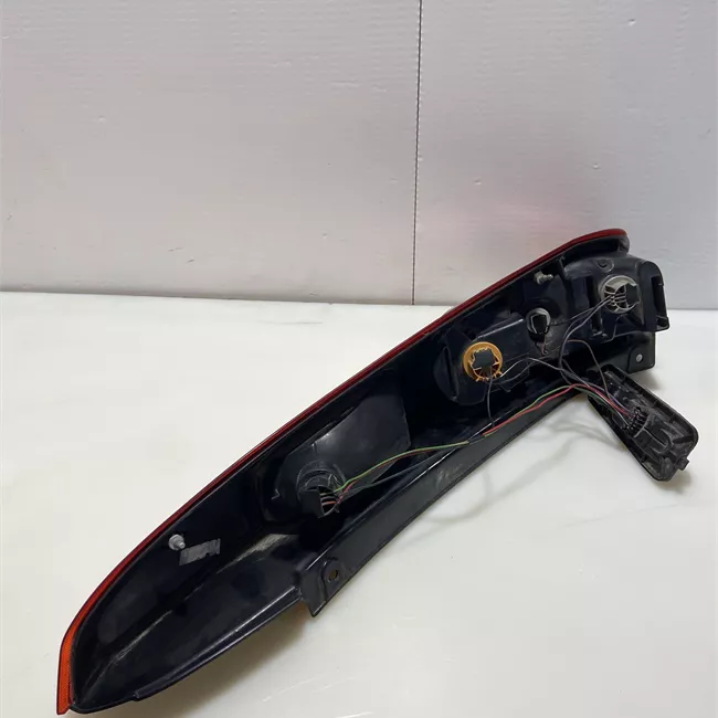 Fanale posteriore sinistro