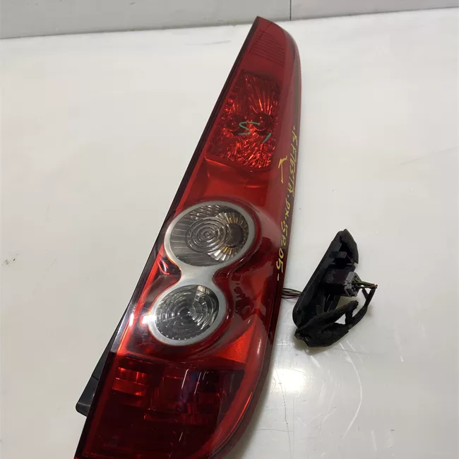 Fanale posteriore destro