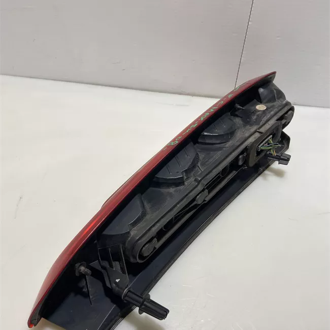 Fanale posteriore sinistro