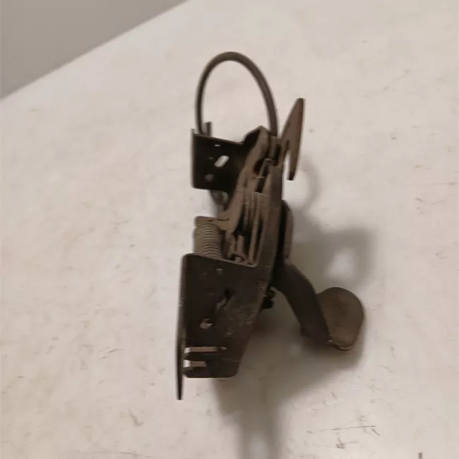 Serratura cofano anteriore