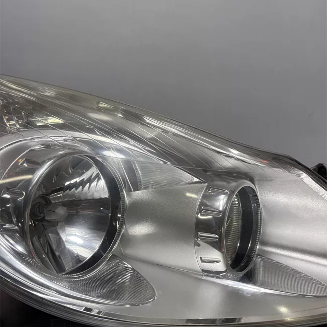 Proiettore destro Cromo