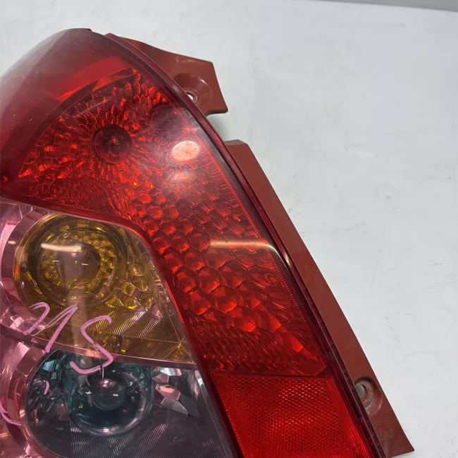 Fanale posteriore sinistro