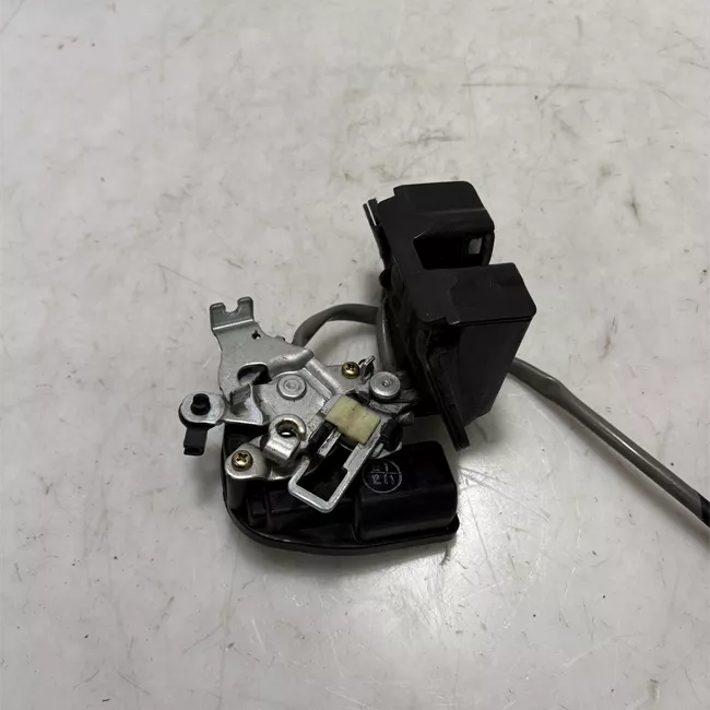 Serratura portello posteriore