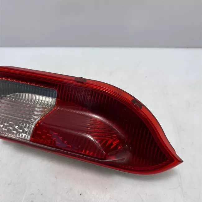 Fanalino laterale sinistro