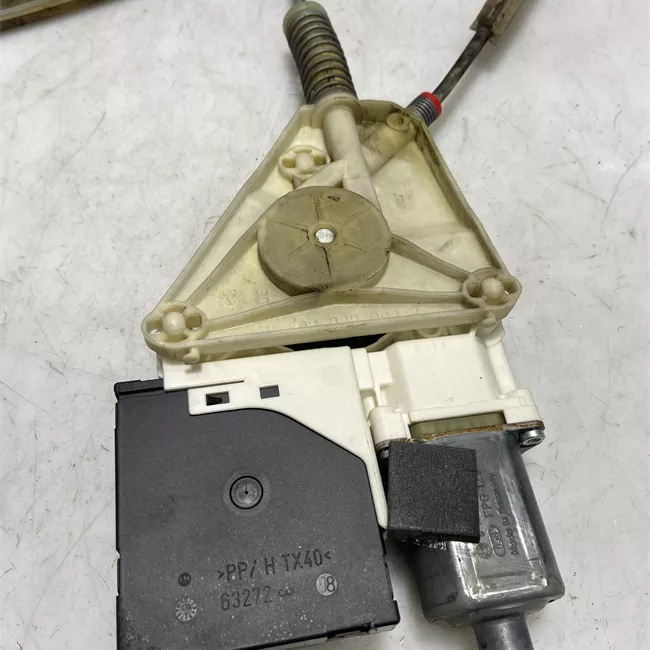 Alzacristallo elettrico porta anteriore sinistro