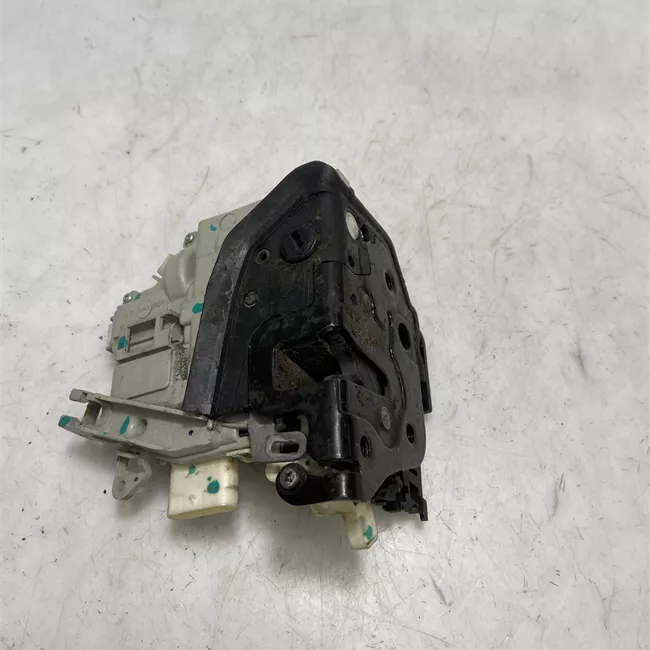 Serratura porta anteriore destra