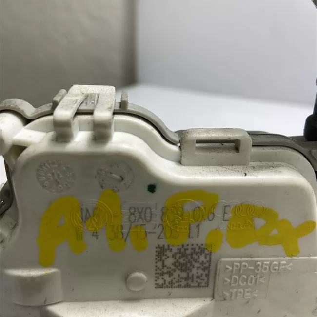 Serratura porta posteriore destra