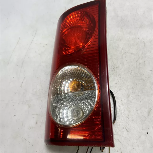 Fanale posteriore sinistro