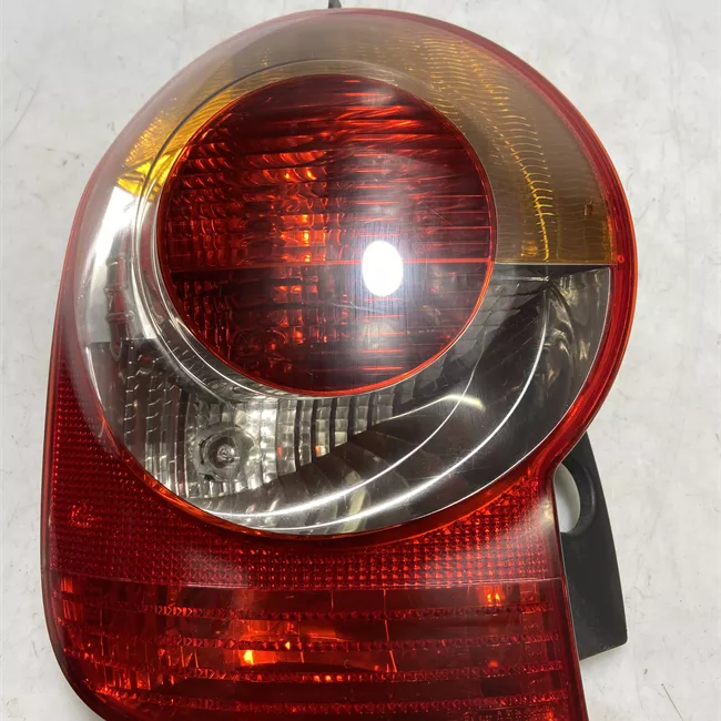 Fanale posteriore sinistro