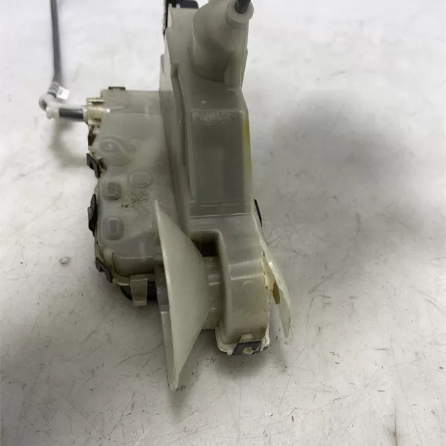 Serratura porta anteriore sinistra