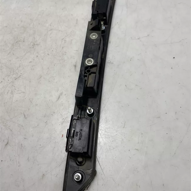 Maniglia portello posteriore nero