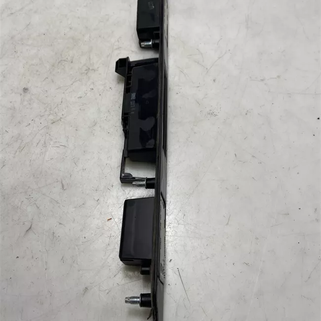 Maniglia portello posteriore nero